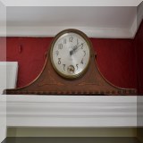 D29. Mantle clock by Sessions. - $64 